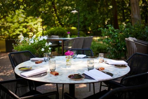 Garten, Auberge Du Bonheur in Tilburg