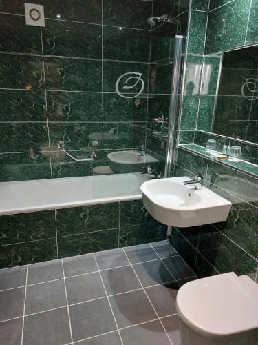 Owston Hall Hotel - image 6