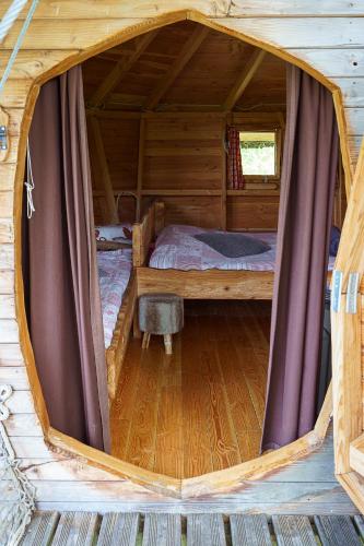 Cabane Perchée dans les Arbres