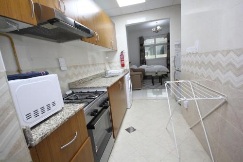 Budget Rental Studio Apartments in Dubai in Al Quoz