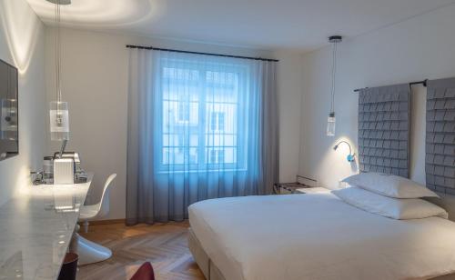 CASPAR Swiss Quality Hotel Room Type - Double or Twin Room