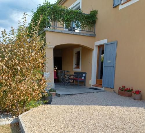 Appartement entre Sisteron et Gorges de la Méouge " Les Hauts de Toscane "