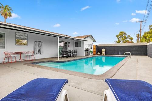 4bdrm 2 Bath Pool Close To Strip Conventions, Las Vegas (photo 2)