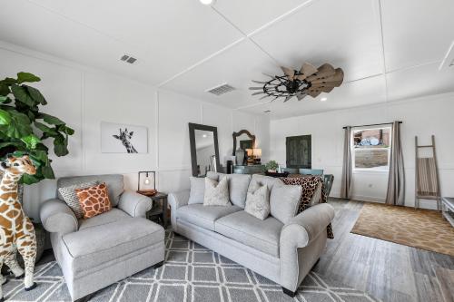 387216408 Blue Hills Ranch