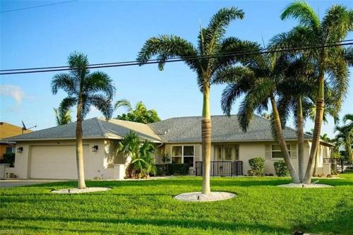 Cape Coral Water Front Paradise in Cape Coral