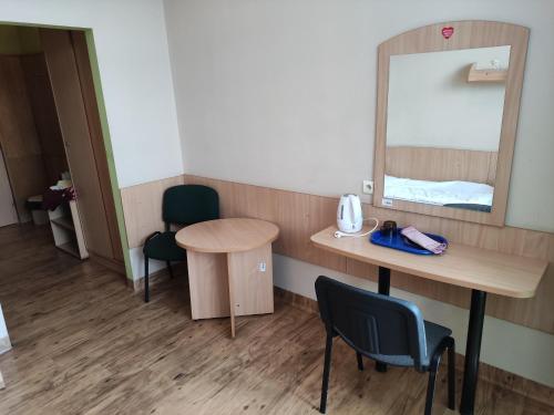 Standard Single Room with Mountain View