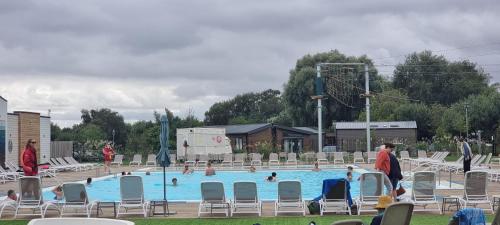 Tattershall lakes breaks Swan view