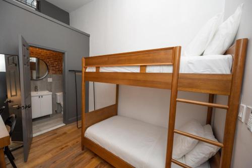 Chambre double avec 1 ou 2 lits, salle de bain privée