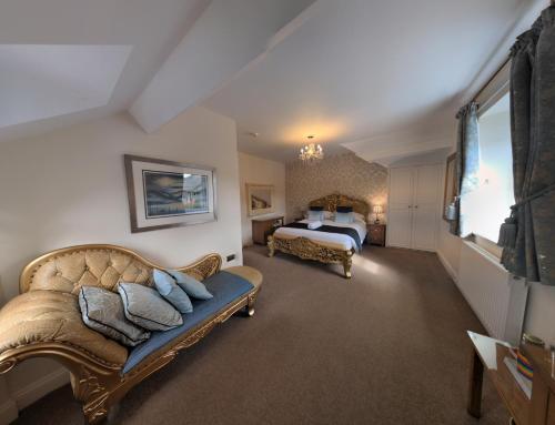 Superior King Room image 2