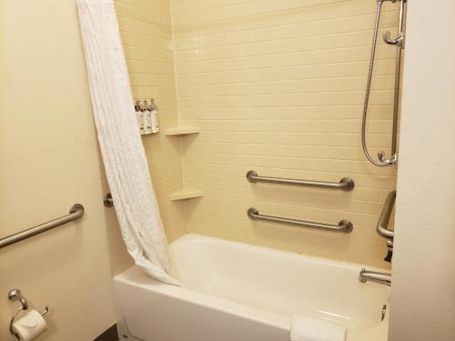 Candlewood Suites MORGANTOWN-UNIV WEST VIRGINIA, an IHG Hotel