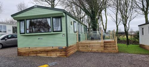 Vchod, The Perrycroft at The Beeches Caravan Park in Gilcrux