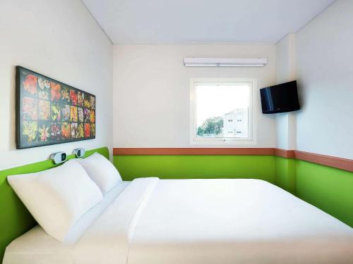 Ibis Budget Semarang Tendean