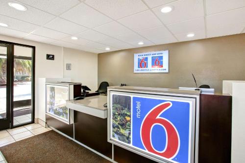 Motel 6-Fremont, CA - North