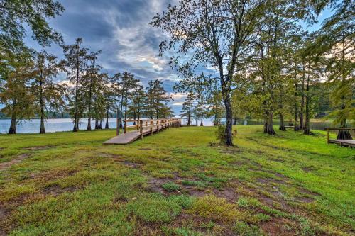 Cypress Point Spacious Home Pier and Boat Launch!