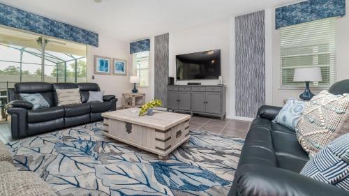 Endless Happiness Multiple BRAND New Homes Next Disney Parks - image 6