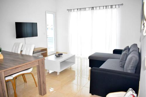 Lovely - Luxury 2 Bedrooms 500m from the Beach, Santa Maria (foto 4)