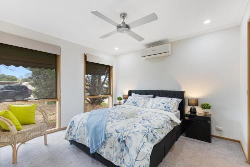 . Woodgrove Penthouse - 36 min drive to MEL airport