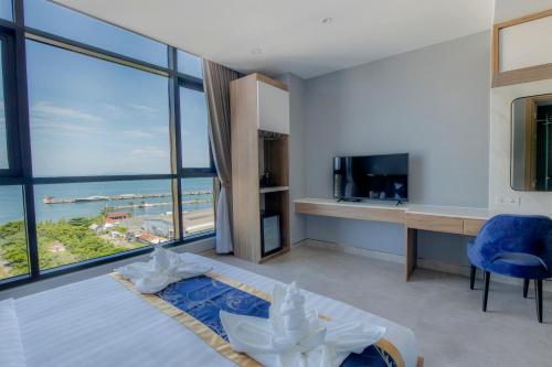 Seascape Palace Hotel Room Type - Deluxe King