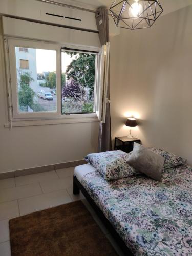 36 Dajot Studio Apartment - 25 in Мелун