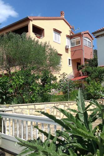  Apartments by the sea Brgulje, Molat - 6250 in Brgulje