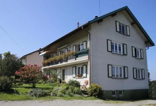 Ferienwohnung Loretta in Hergatz, Deutschland