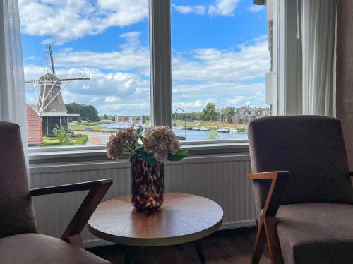 De Zon Hotel & Restaurant - image 5