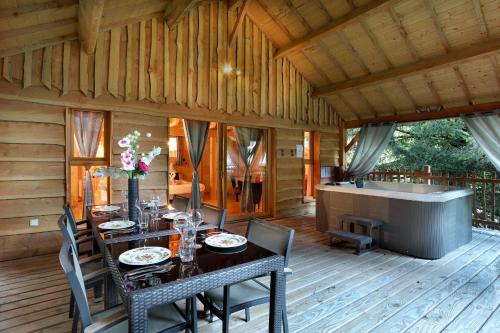 Les Lodges de Babylone in Larringes
