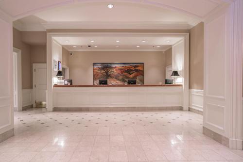 The Sutton Place Hotel-Vancouver