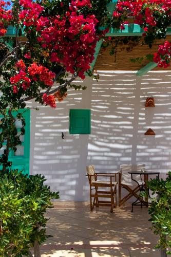 Psilandis Studios, Adamas (foto 2)