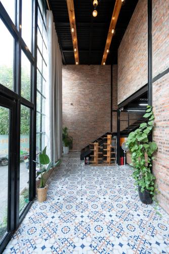 5 to 10 bedrooms houses - 로비