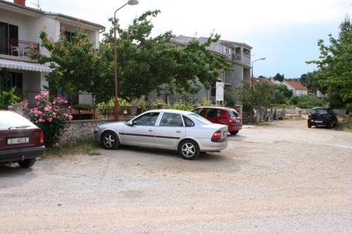 Apartments with a parking space Brodarica Sibenik - 6313 - image 9