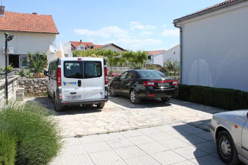 Family friendly apartments with a swimming pool Vodice - 6261 - image 10