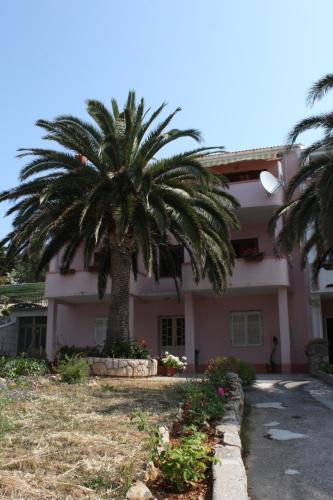  Apartments by the sea Jakisnica, Pag - 6424 in Lun