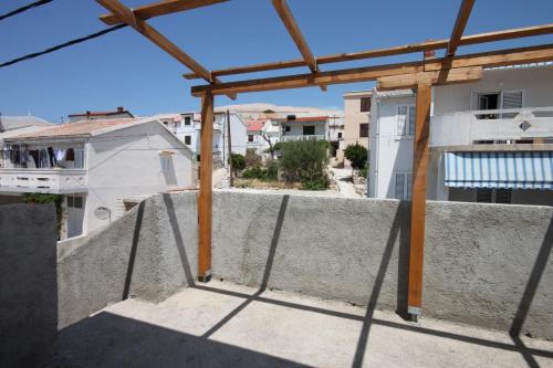 Apartments with a parking space Zubovici Pag - 6409 - image 11