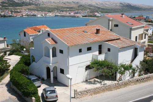 Apartments by the sea Pag - 6383 - Pag