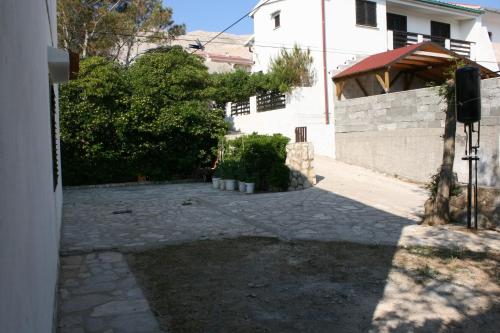 Apartments by the sea Pag - 6411 - image 11