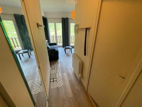 Studio with Mountain View