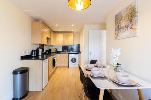 Velvet 1-bedroom penthouse, Clockhouse, Hoddesdon - Apartment