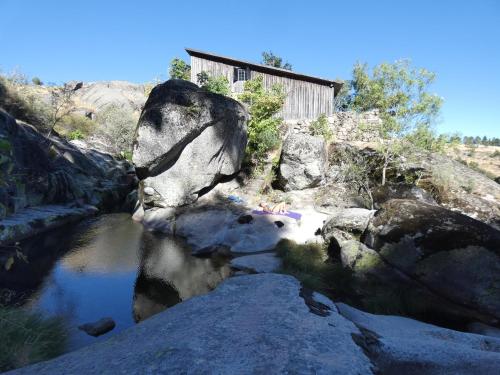 Salto do Lobo - Montain houses with private river Cortes do Meio