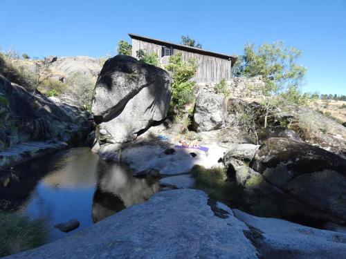 Salto do Lobo - Montain houses with private river gîte à louer Sameiro
