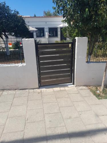 Family Room with Balcony room in Vila F&M ksamil