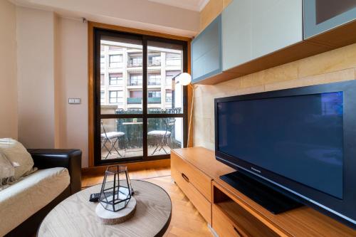 Three-Bedroom Apartment image 9