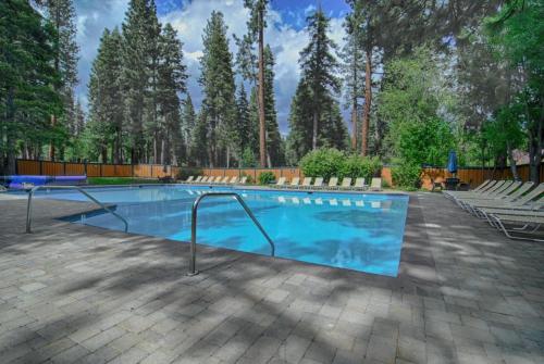 Carnelian Woods Condo (Condo) - image 2