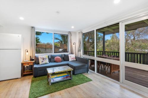 Cosy 1Bed Dog Friendly Getaway with Deck & Garden