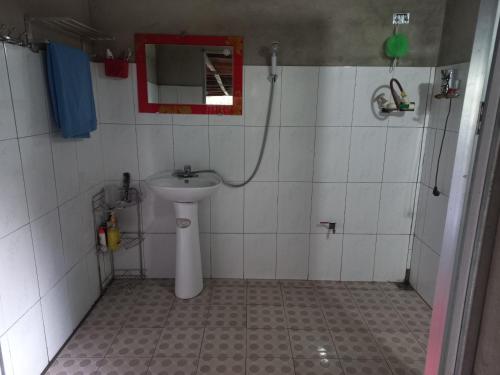 Bathroom, Homestay Hoang Vu in Yen Minh