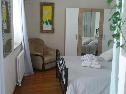 Casa Cris, فينيس