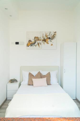 NAGI Lake Como Apartment in Carate Urio