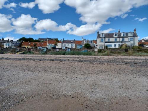 Beachhaven116 Lovely beachside house Lower Largo