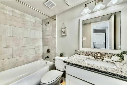 City Outside & Tranquility Inside in Dallas, USA