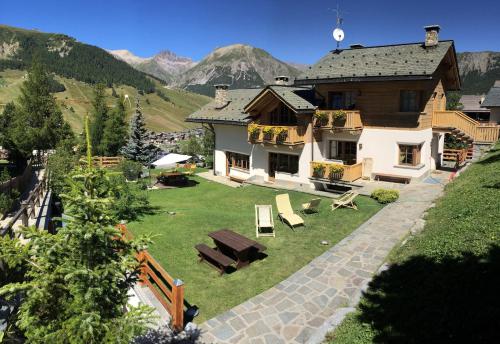 Chalet Monteneve Appartamento Neve Livigno